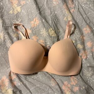 Victoria's Secret Cream Wireless Bra